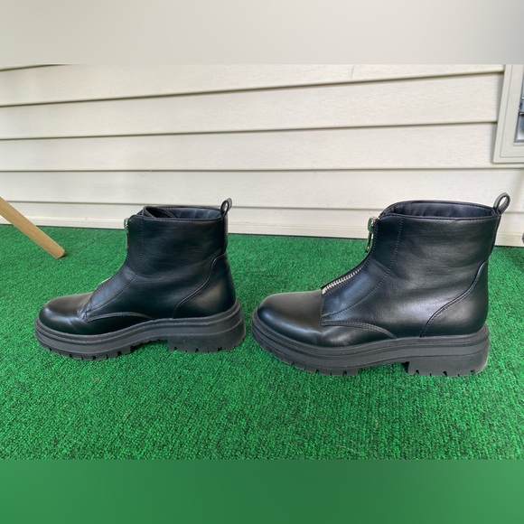 New, Indigo Rd., Black Palila Boots! - Picture 7 of 11
